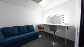 Yukon 1 - Large White Cyc Wall - Image 3