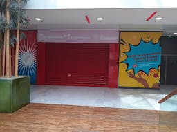 Shopping Mall Porte Jeune Mulhouse - Cell B17 - Image 1