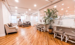 Modern Bright Studio for Events, Photoshoots and Meetings - Image 1