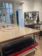 Magnifique Showroom rue Saint-Claude dans le Marais - Image 4
