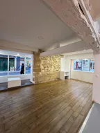 Unique Gallery Space in Paris - Image 10