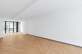 PERFECT FOR POP UP, SHOWROOM, EXHIBITION, FASHION SHOW - Image 3