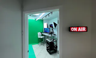 Green Screen/Video and Audio Production - Image 3