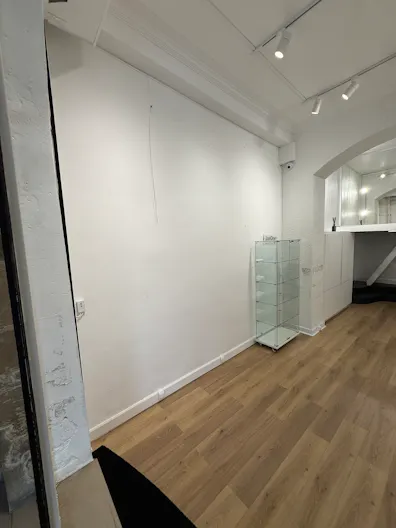 Galerie d’art à louer – Place des Vosges, Paris Marais – Expositions & Pop-up stores - Image 3