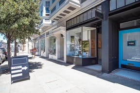 Modern Pop-Up Gallery in Nob Hill - Image 1