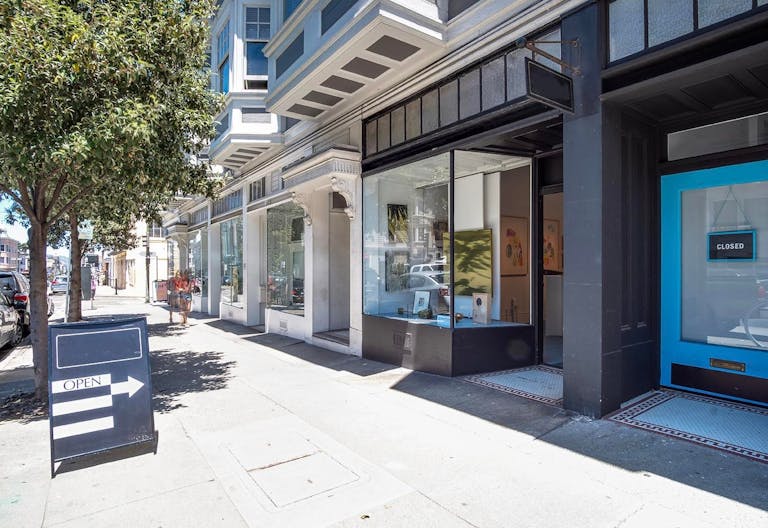 Modern Pop-Up Gallery in Nob Hill - Image 1