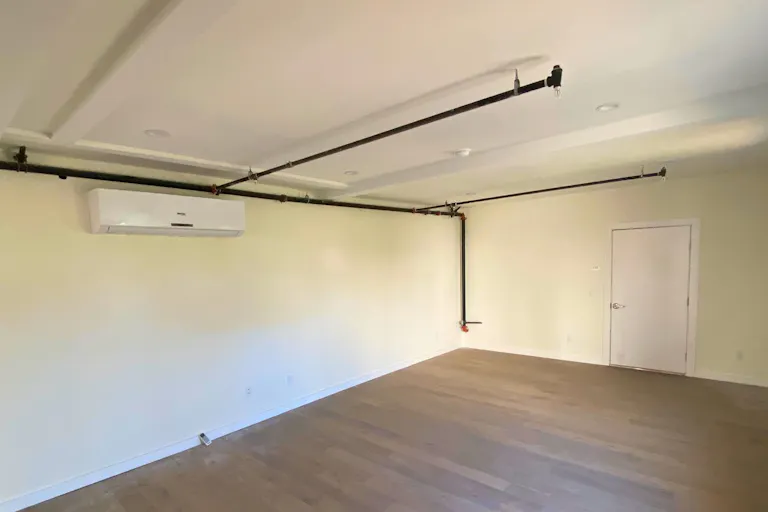 Unleash Creativity in Modern Live-Work Studios - West Washington - Image 3