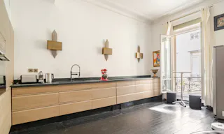 Showroom in Sublime Triangle d'Or - Image 15