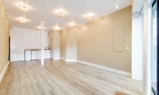 Boutique For Rent Rue Saint-Honor� - Ideal Pop-Up Store / Art Exhibition - Image 1