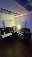 Studio Photo Vidéo Entièrement équipé Disponible à la Location dans la Région Parisienne - Image 5