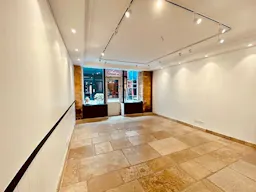 El�gant espace situ� au c?ur du 7�me arrondissement. - Image 0