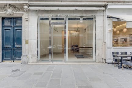 Saint-Honoré Pop Up Boutique - 1er arrondissement - Image 0