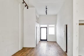 Pop-Up Space in Silver Lake - Image 8