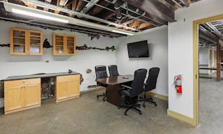 Unique downtown San Francisco full size basement space - Image 3