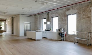 White Commercial Kitchen Photostudio - Image 9