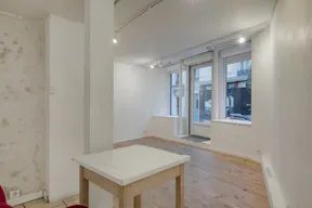 Pop up and accomodation space in Montmarte - Image 5