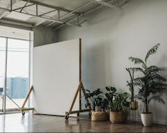 New Industrial Natural Light Studio - Image 0