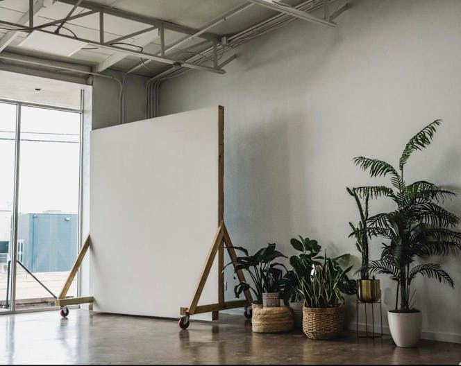 New Industrial Natural Light Studio - Image 0