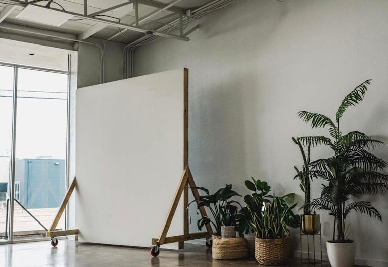 New Industrial Natural Light Studio - Image 0