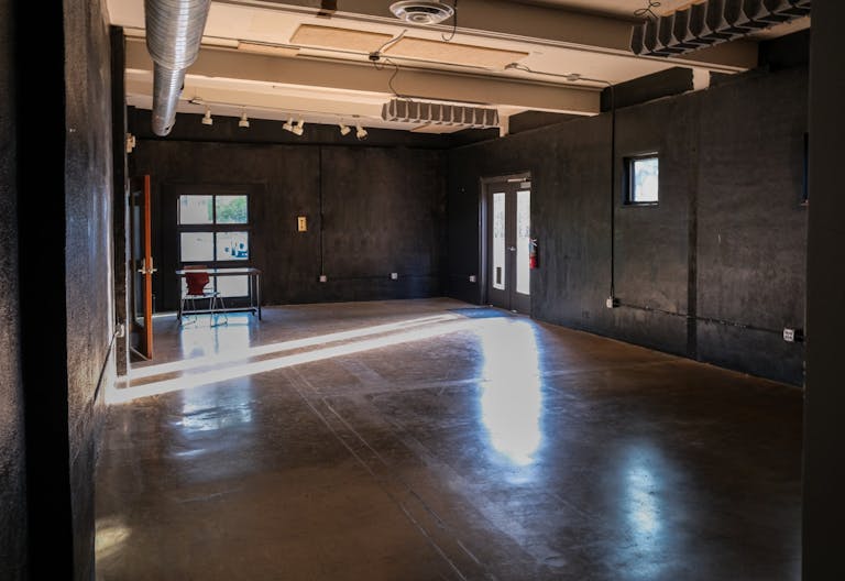 Unique Warehouse Style Event Space in East Austin with Tattoo, Coffee & Barber - Image 4