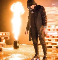 D�cor/Lieu de tournage: Entrep�t - Image 9