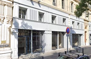 Block of 6 Boutiques Shop for Rent - Marseille Rue de la R�publique - Image 3