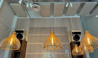 Retail store with coffee shop on Melrose and Fairfax avenue - Image 15