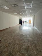 Blank canvas store front/creative space - Image 0