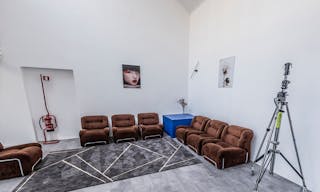 Wonderful Pop Up Space in Milan in the Tortona/Savona district - Image 4