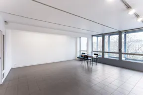 One-of-a-Kind Space in Le Marais - Image 6