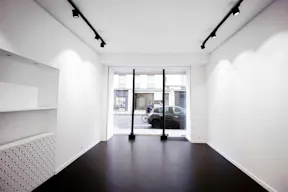 Rue de Turenne Boutique - Image 2