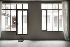 ATYPICAL DESIGN GALLERY & SHOOTING SPACE IN THE MARAIS - Image 12