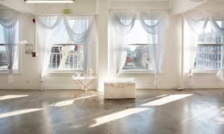 DTLA Skyline View Penthouse - Image 6