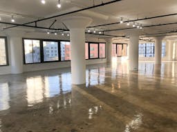 Bright studio in DTLA - Image 2