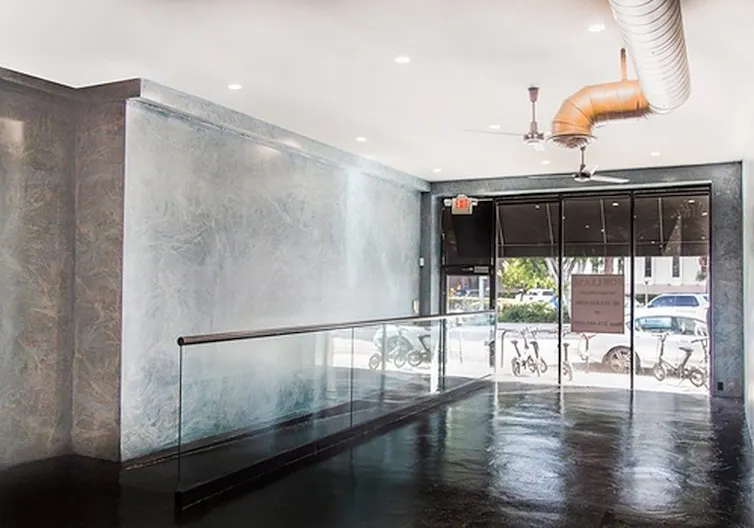 Prime Melrose Avenue Shop - Image 0