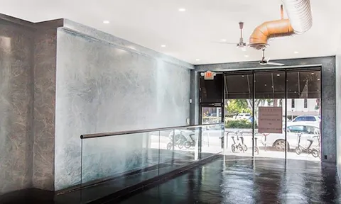 Prime Melrose Avenue Shop - Image 0
