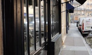 Quartier Tour Eiffel, Gros Caillou, Pop Up Boutique - Image 3