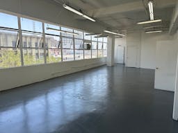 Professional Office Space in South LA - Image 1