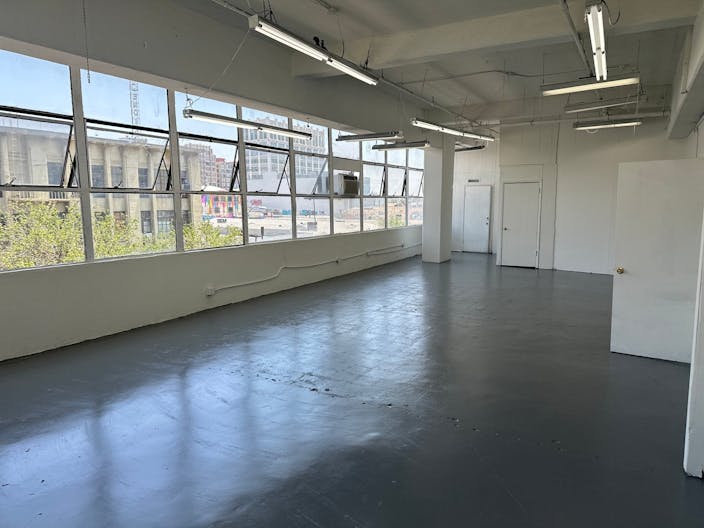 Professional Office Space in South LA - Image 1