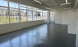 Professional Office Space in South LA - Image 1