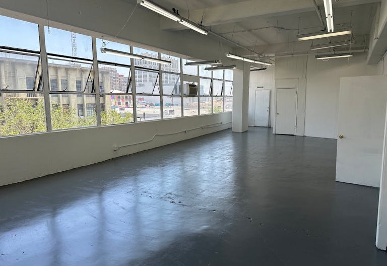 Professional Office Space in South LA - Image 1