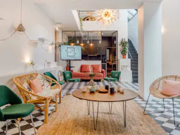 Maison d�di�e aux s�minaires en plein coeur de Paris - Image 0