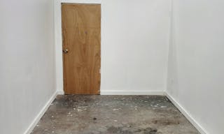 Private artist's studio in Ridgewood, Queens - Image 2