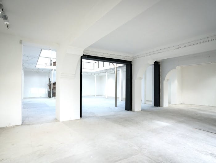 Space Temple/Beaubourg - Image 1