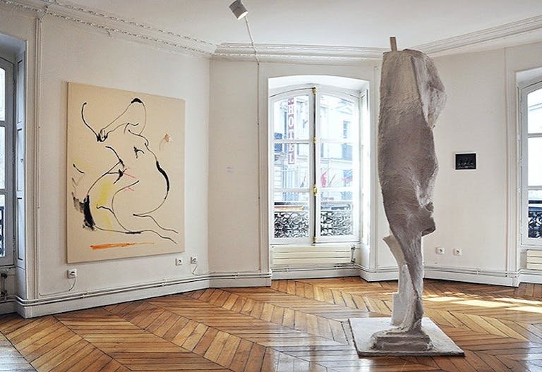 Haussmann apartment in R�publique Lancry area - Image 1