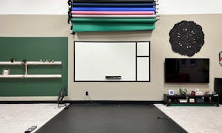 Atlantic Station Photo Studio Loft - Image 1