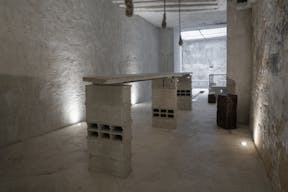 BRUTALIST SPACE IN MARAIS - Image 0