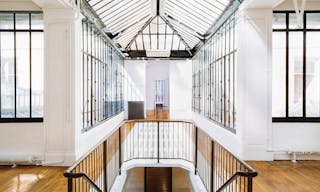Amazing Palais Royal Showroom - Image 2