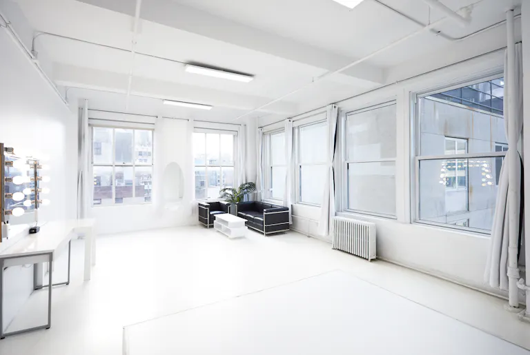 22C  Affordable Showroom Pop up Rental Space in Manhattan - Image 0
