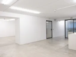 Spazio espostivo stile White Cube a Milano  - Image 3